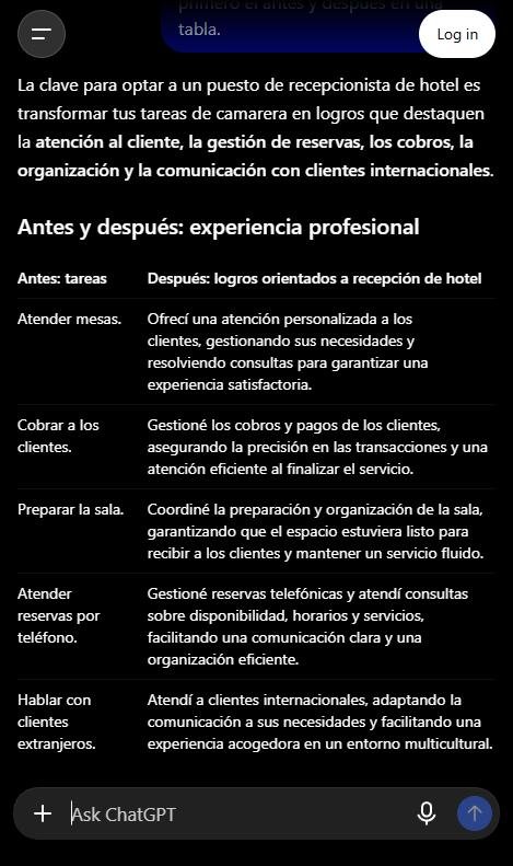 Captura de ChatGPT con una tabla de antes y después que convierte tareas de camarera en logros para un currículum